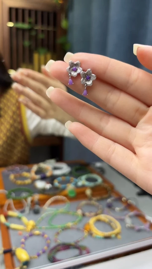 银S925镶嵌苏纪石（舒俱来）耳钉s925银舒俱来耳钉TH