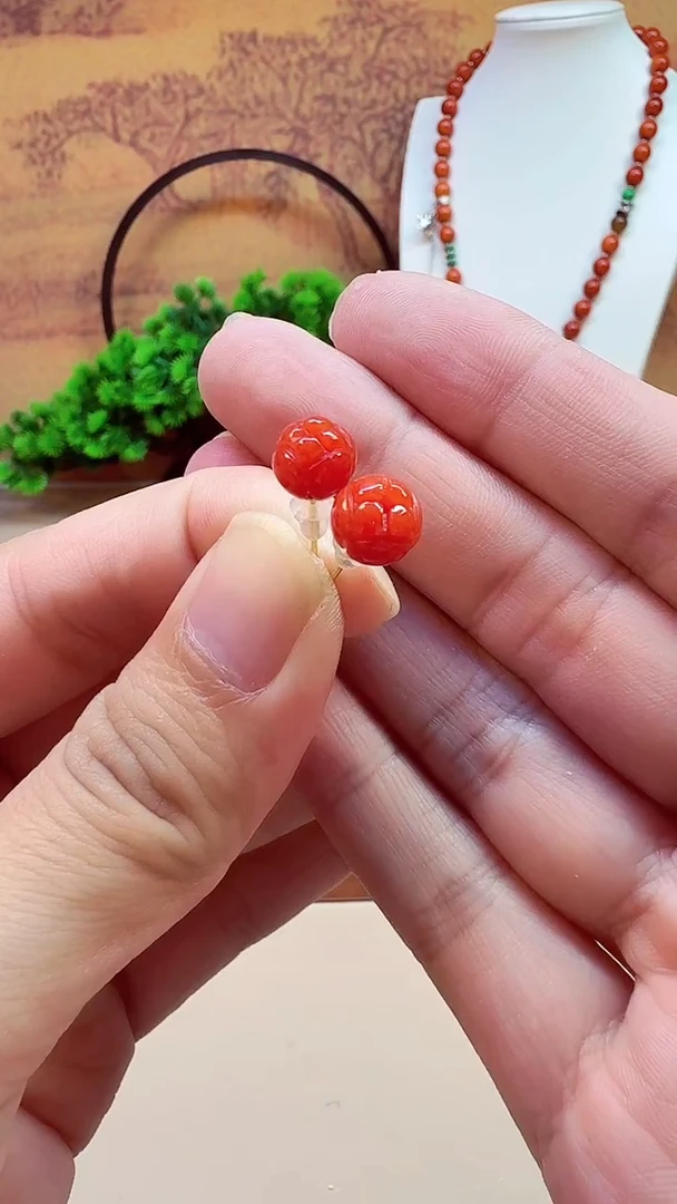 14K金镶嵌翡翠耳饰E194