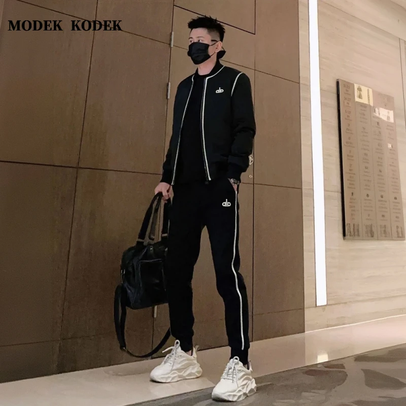 MODEK KODEK冬季新款男士轻奢棉衣高品质潮牌加绒束脚裤时尚套装