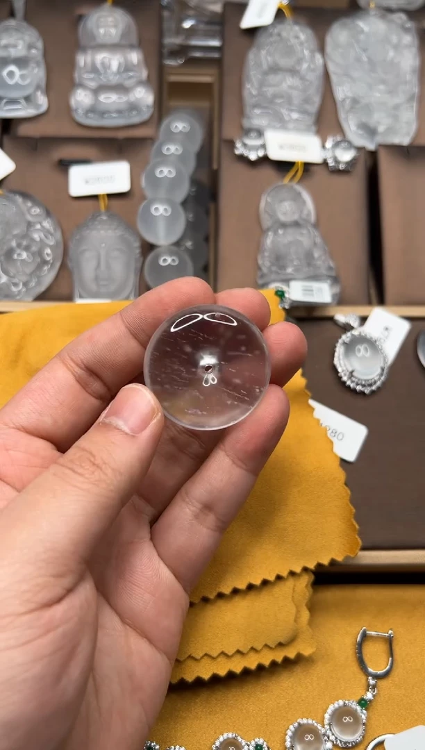 【闪购商品】石英质玉吊坠未镶嵌平安扣