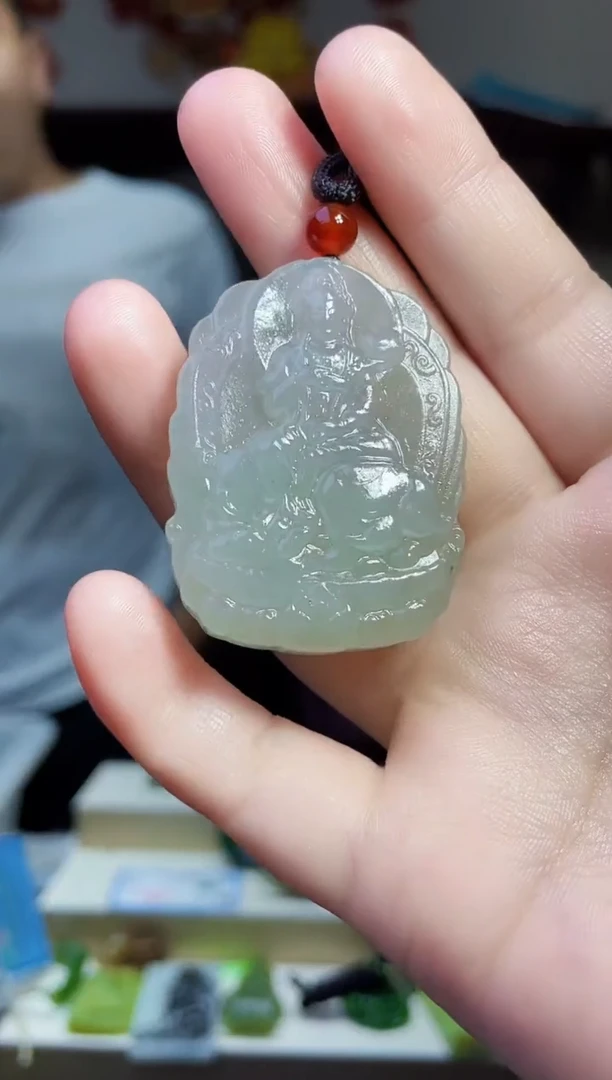 和田玉未镶嵌颈饰1