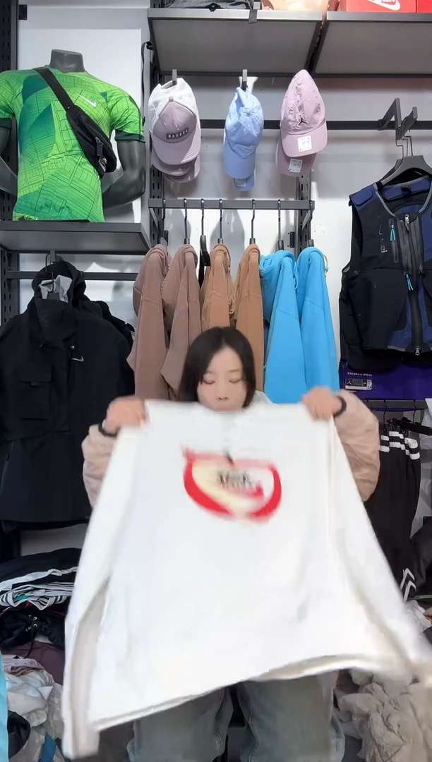1510 编码 瑕疵款直播间过款为准 尺码  XL 身高