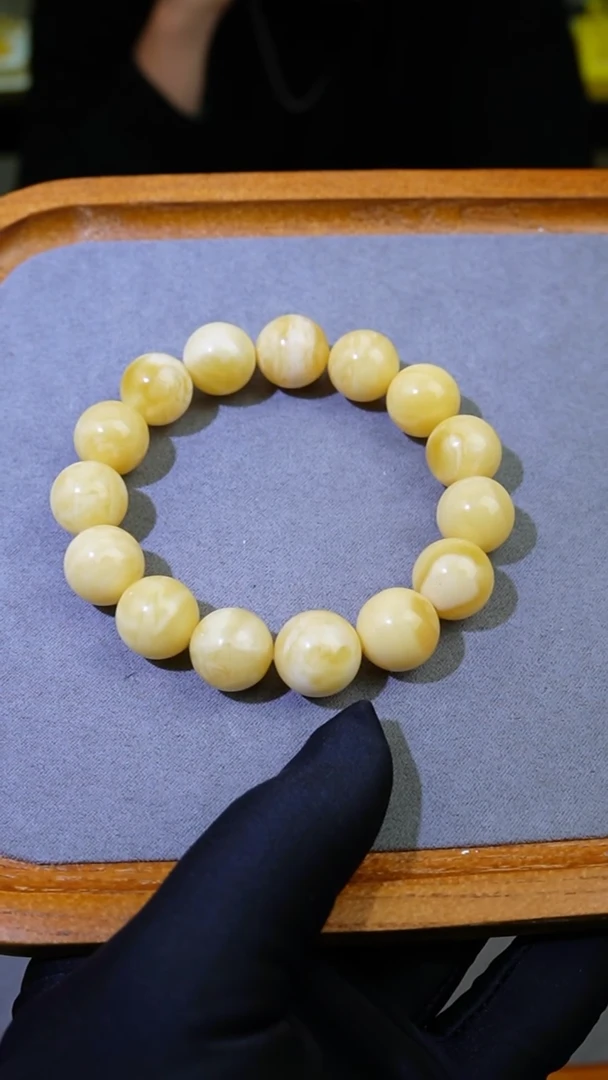 【闪购商品】蜜蜡手串未镶嵌默认微瑕