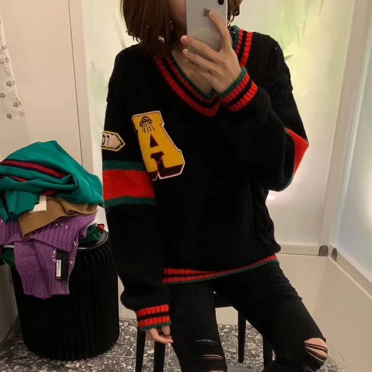 99新 GUCCI/古驰 梅芙 黑红V领毛衣 xs码