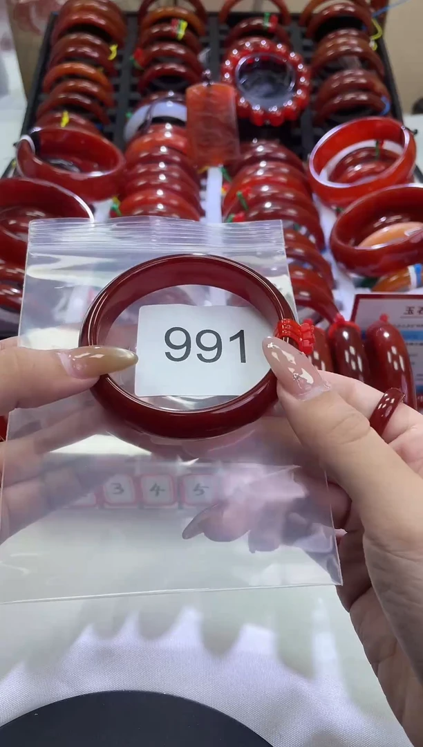 手镯玛瑙/玉髓未镶嵌60圈口*A991