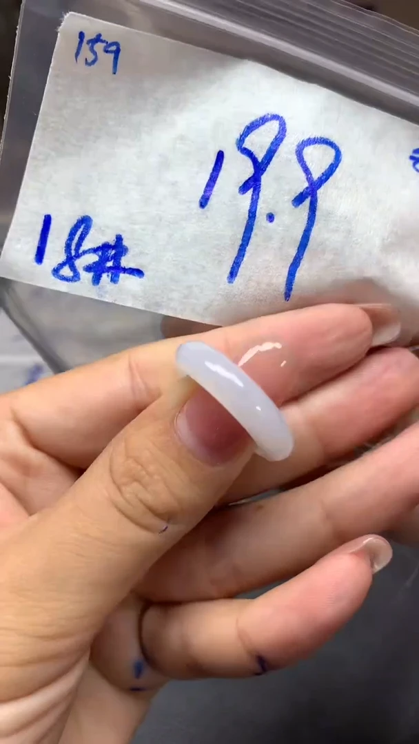 未镶嵌定制翡翠159毛货需精细抛光手镯拍一发一