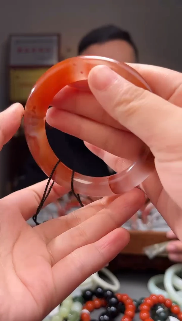 颈饰未镶嵌南红玛瑙56