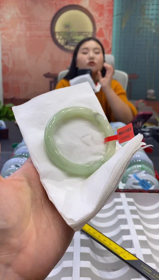 未镶嵌手镯翡翠多人00020260