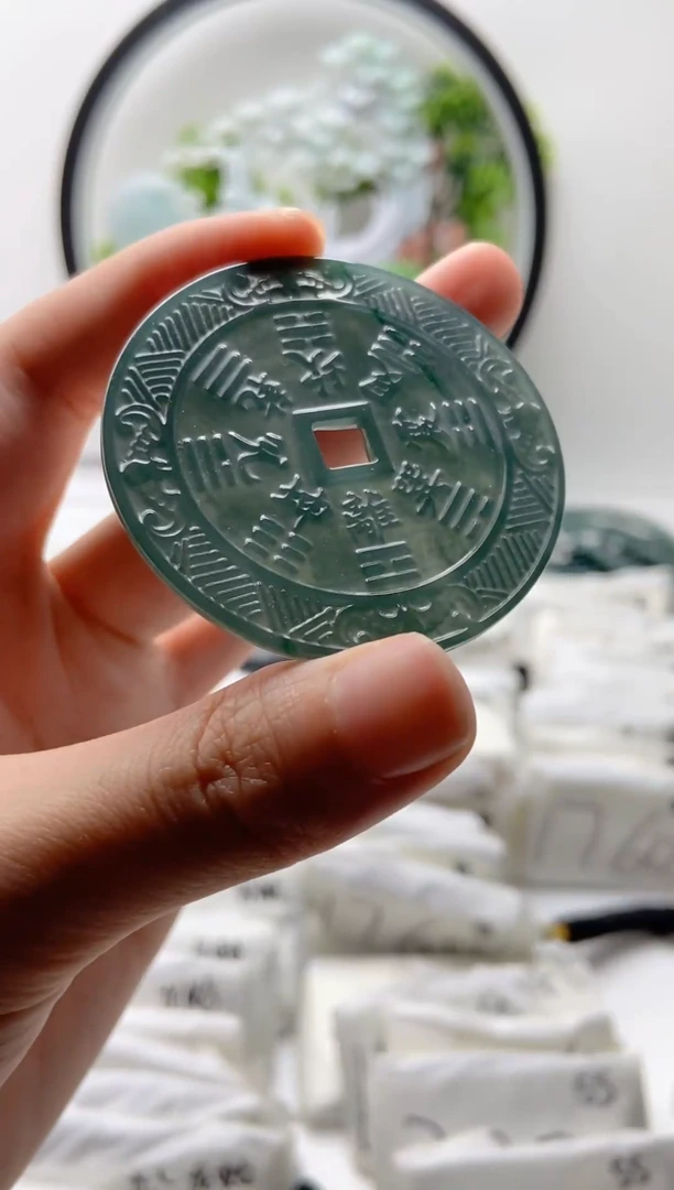 翡翠未镶嵌颈饰挂件【品质一般能接受再拍】