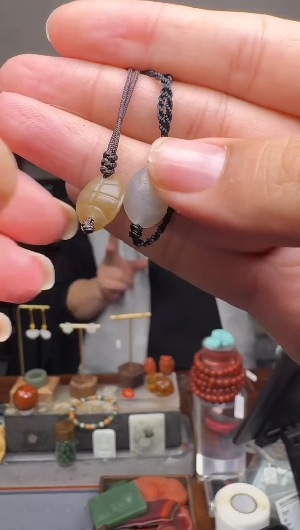 【闪购商品】和田玉挂件未镶嵌0001 瑕疵