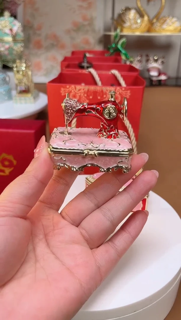 【闪购商品】易尚宝珐琅彩首饰盒