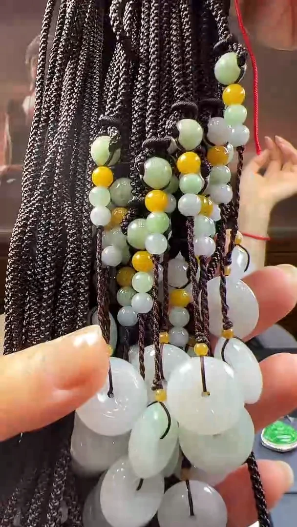 未镶嵌挂件翡翠美背（多样性发其一）