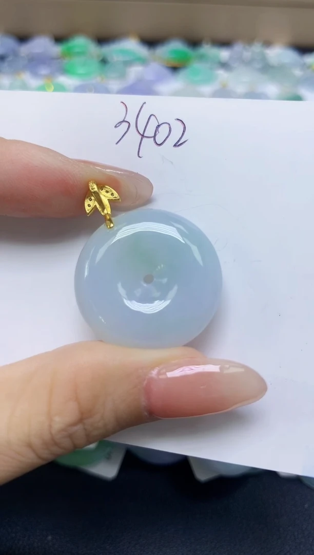 翡翠未镶嵌颈饰天然缅甸翡翠A货