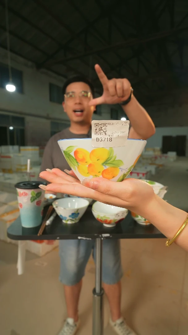 陶瓷景德镇高温釉下手绘陶瓷