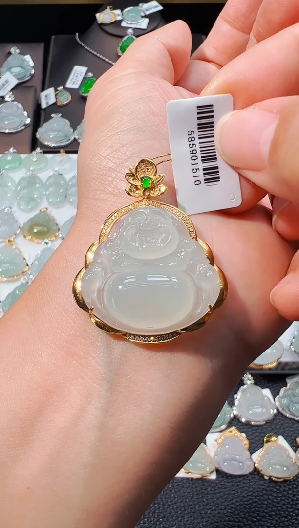 吊坠(不含链)18K金镶嵌翡翠佛公吊坠1510