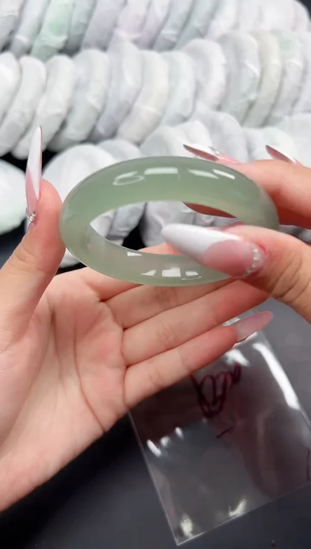 精品手镯，一物一拍R-020