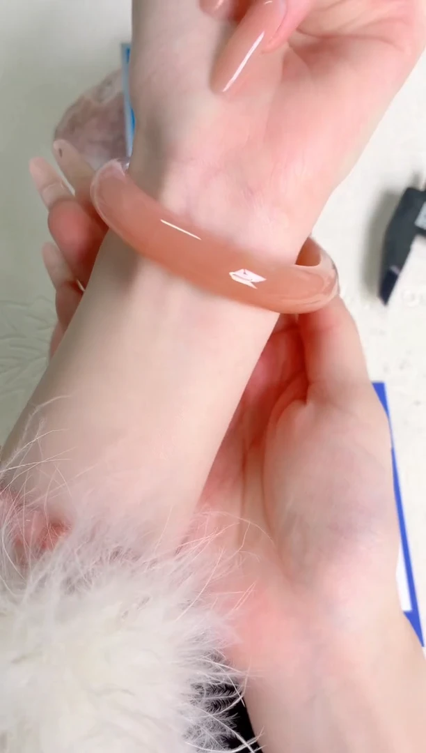 未镶嵌手镯石英质玉桃花104-圈口55.9