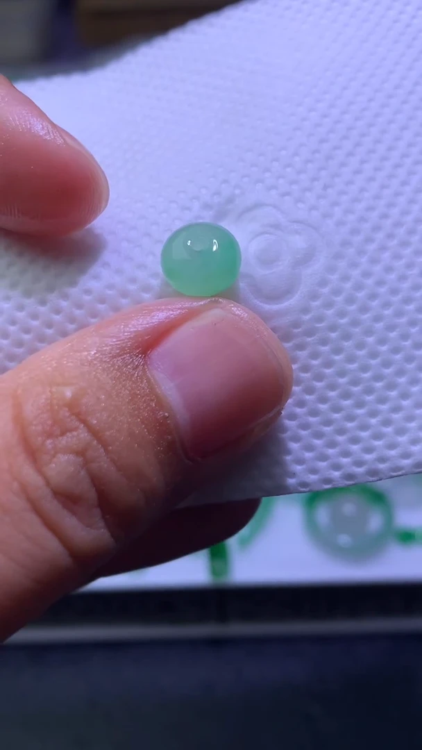 未镶嵌定制翡翠毛货