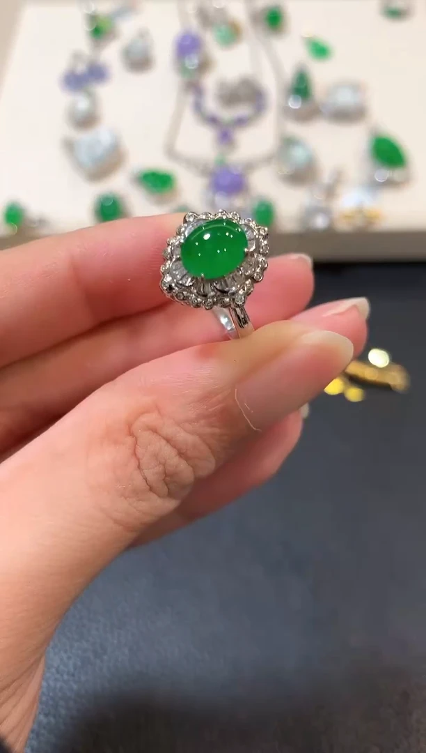 翡翠戒指18K金镶嵌b114