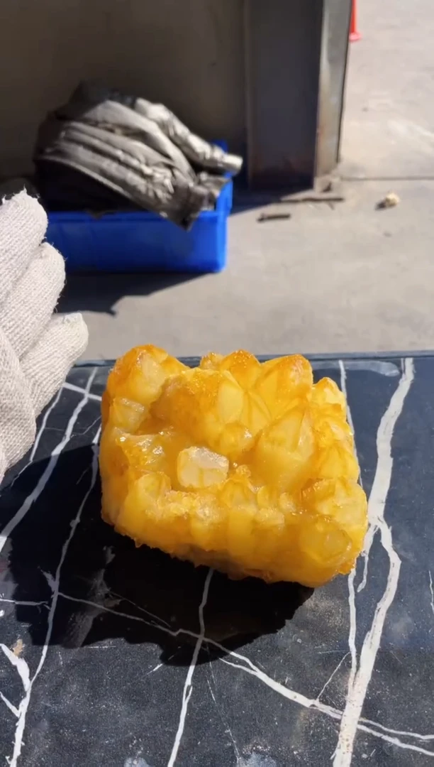 【闪购商品】水晶原石未镶嵌天然黄水晶原石摆件拍2单99发1