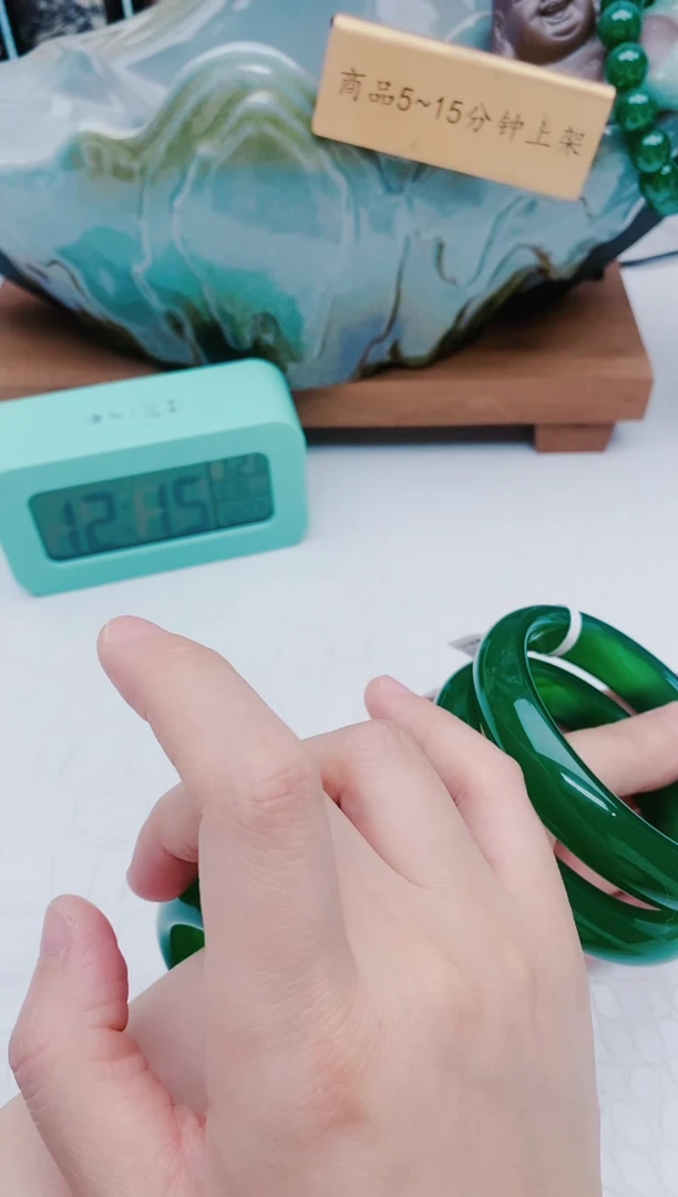 【闪购商品】玛瑙/玉髓手镯未镶嵌玛瑙手镯