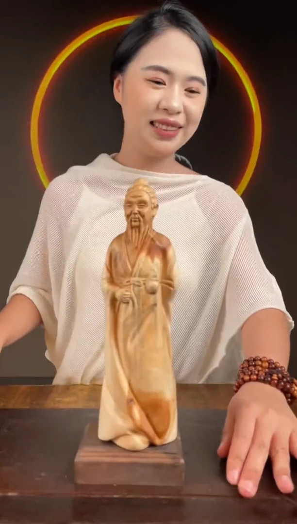 柏木（崖柏）手工摆件,先抢先得! 编号:122