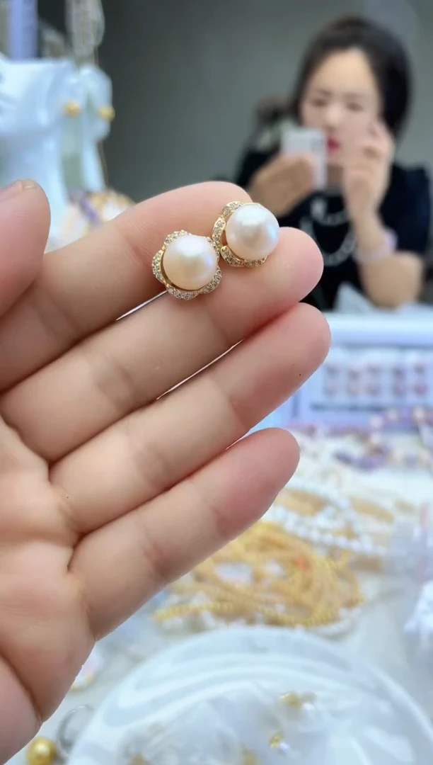 白系花花耳钉  9mm+