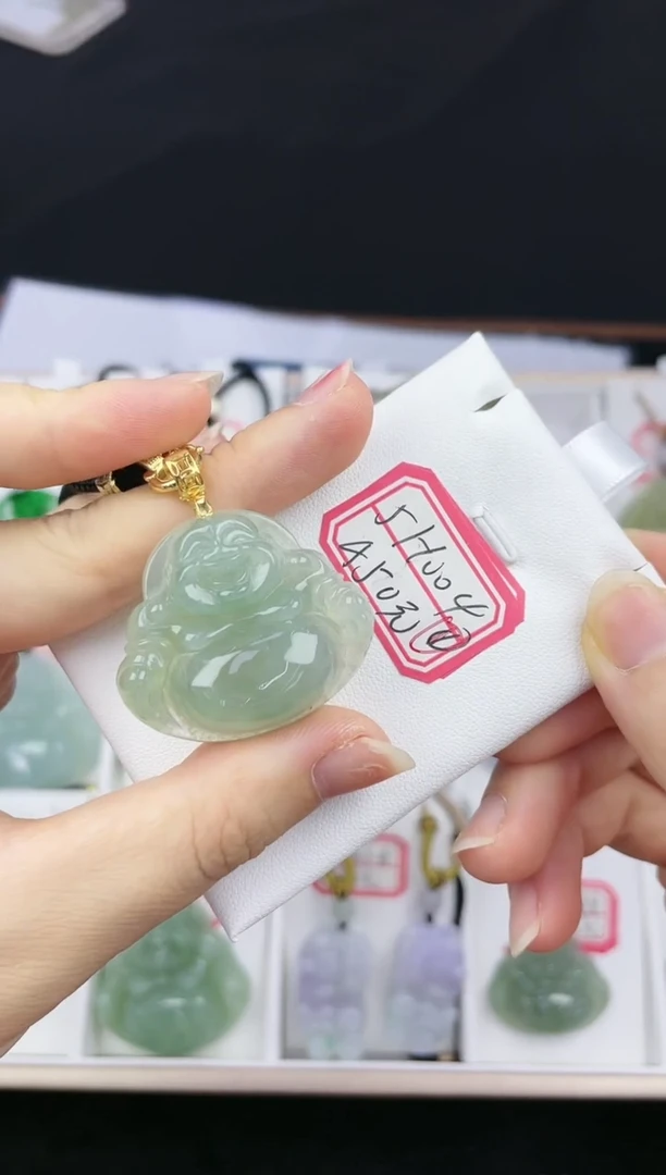 翡翠未镶嵌吊坠(不含链)孤品5H004冰绿中佛（不含链）