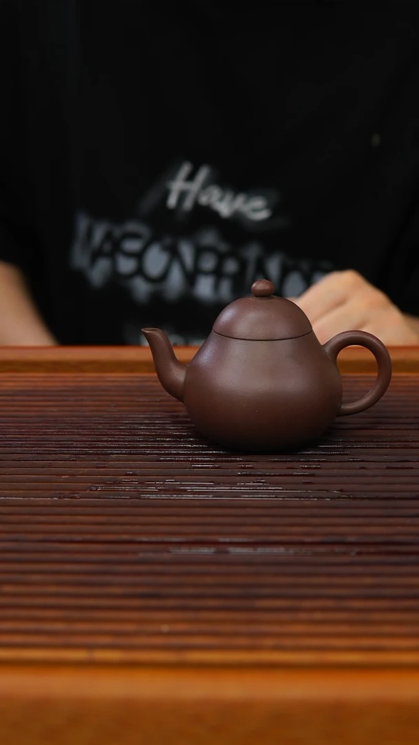 茶壶紫砂紫泥孟臣梨型