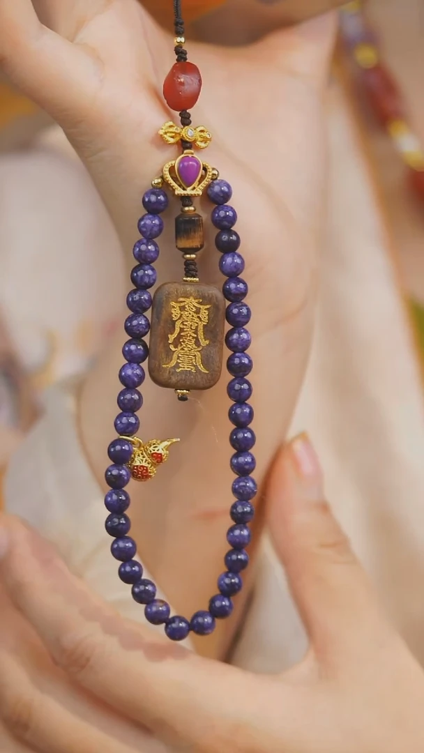 玛瑙/玉髓挂件未镶嵌多样性发其一