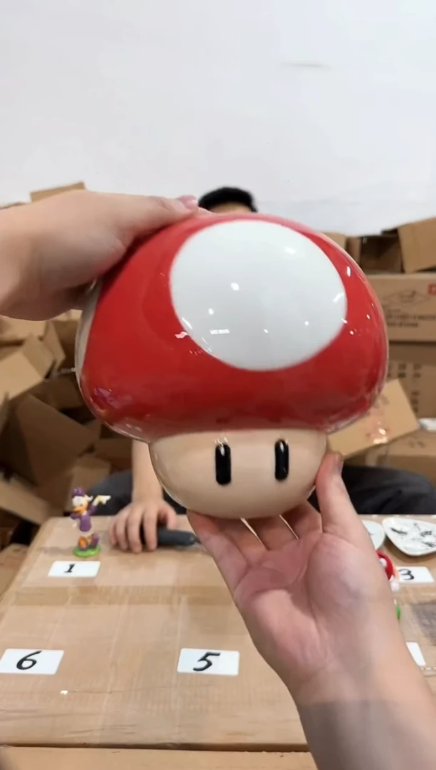 瓷片蘑菇罐子