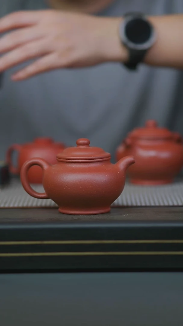 茶壶紫砂半手红降坡掇只230cc