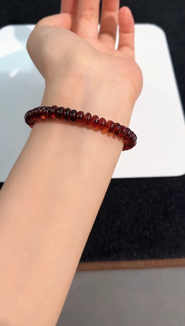 水晶手链未镶嵌8号血珀盘珠单圈7mm