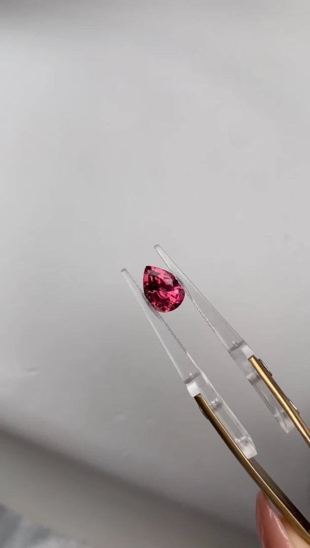 未镶嵌珠宝半成品碧玺1.7ct红碧玺  FE   定制