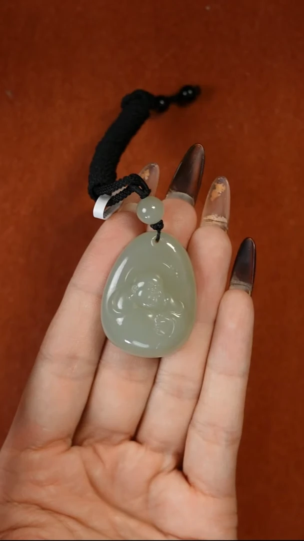 吊坠(赠链)未镶嵌和田玉且末近矿微色差