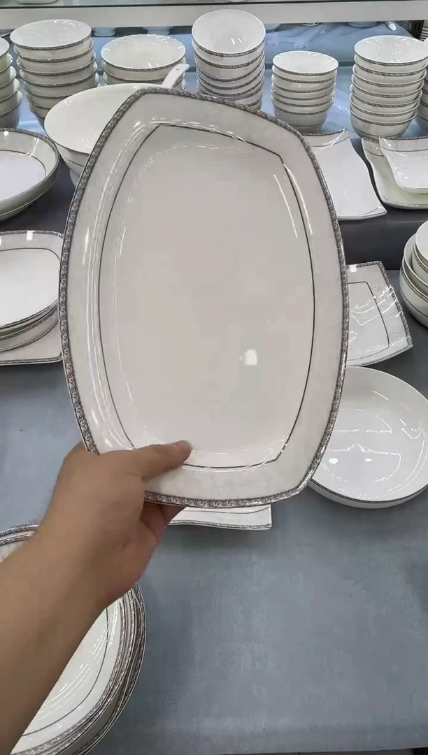 骨瓷玲珑12方鱼1个