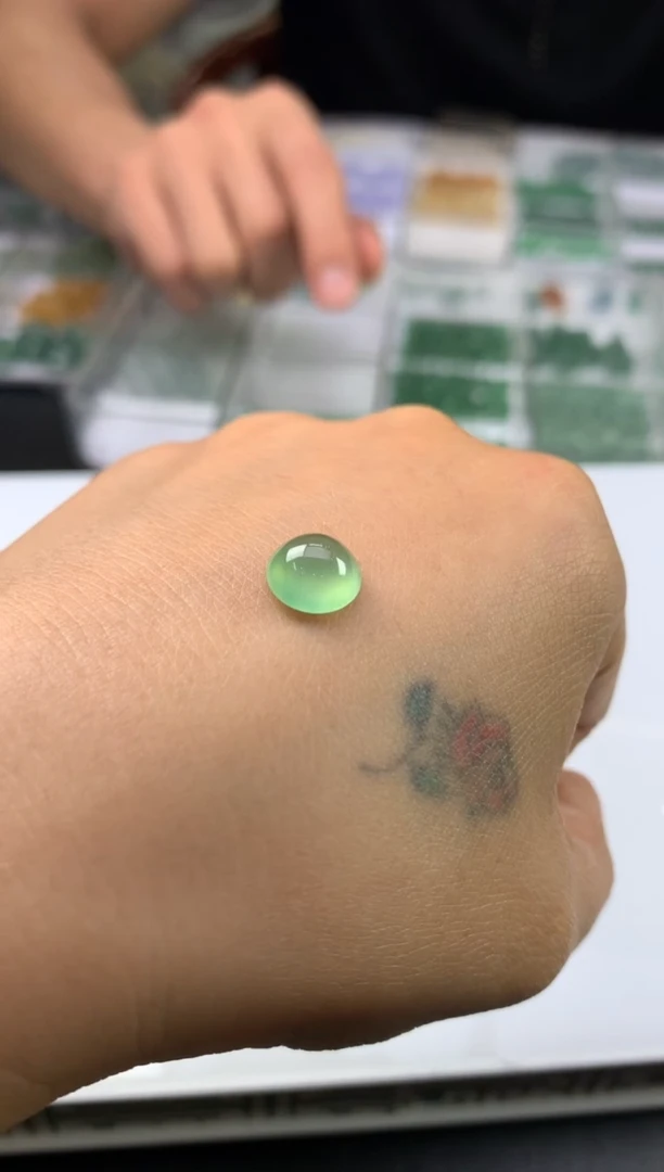 定制翡翠未镶嵌翡翠