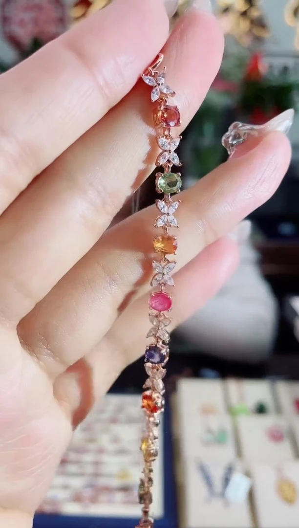 【闪购商品】彩色蓝宝石手链银S925镶嵌手链