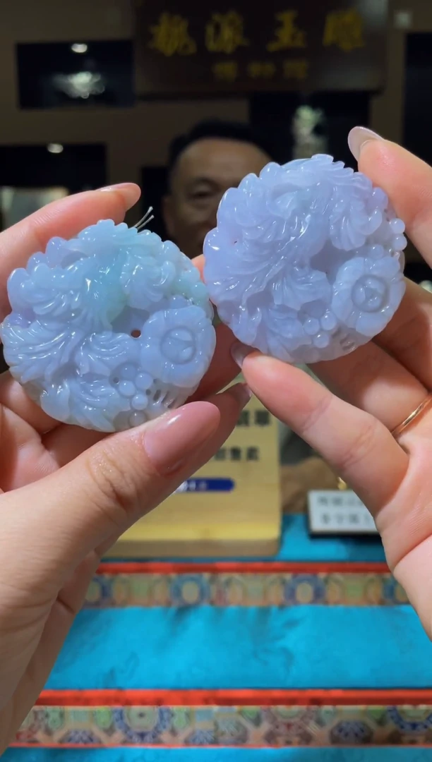 翡翠未镶嵌颈饰MFC07024014（多样性发其一）