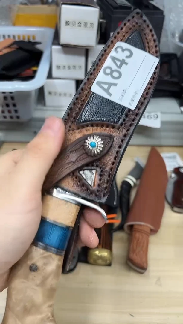 精品户外多功能用品工具