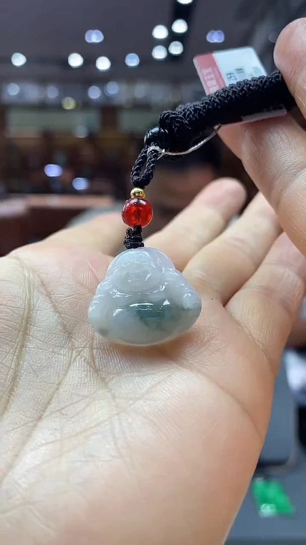 颈饰未镶嵌翡翠佛公
