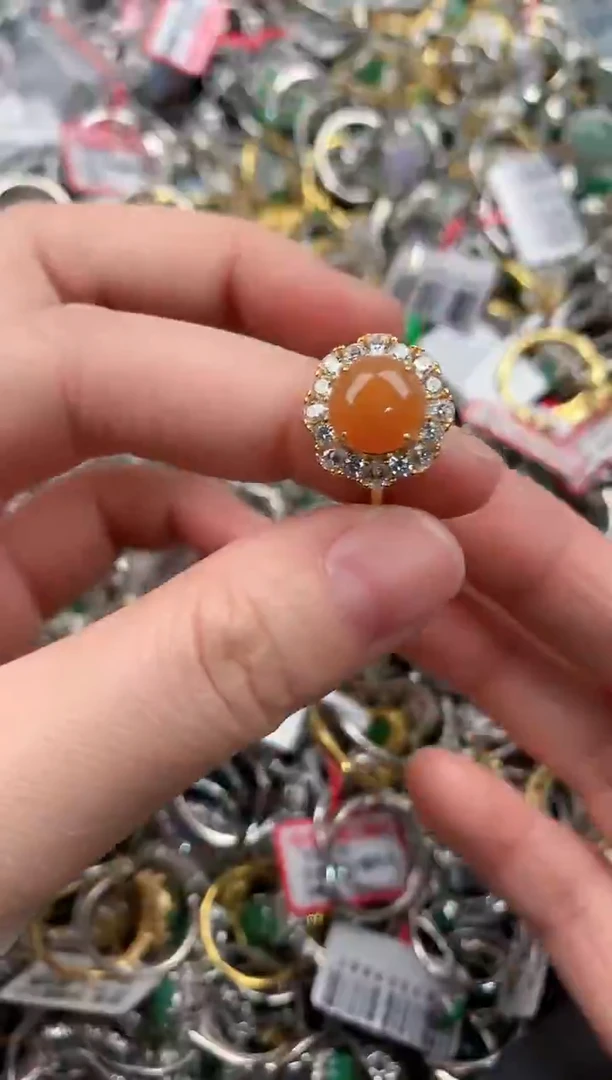 银S925镶嵌戒指翡翠888               3