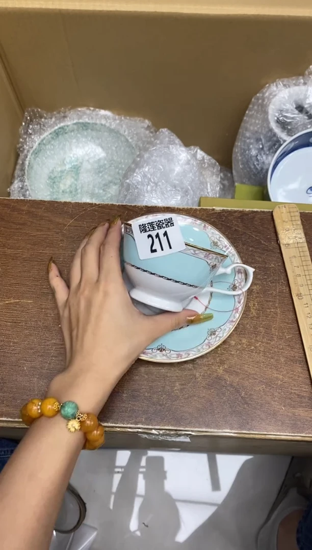 瓷片天*隆莲瓷器欢迎大家