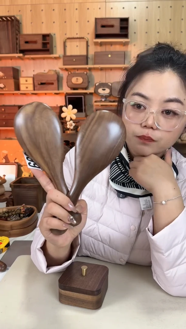 木黑胡桃圆形大号气垫梳