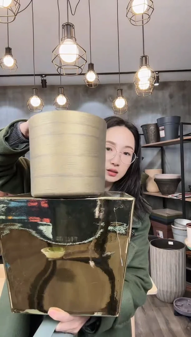 【闪购商品】塑料5号金闪闪+小圆柱两只装