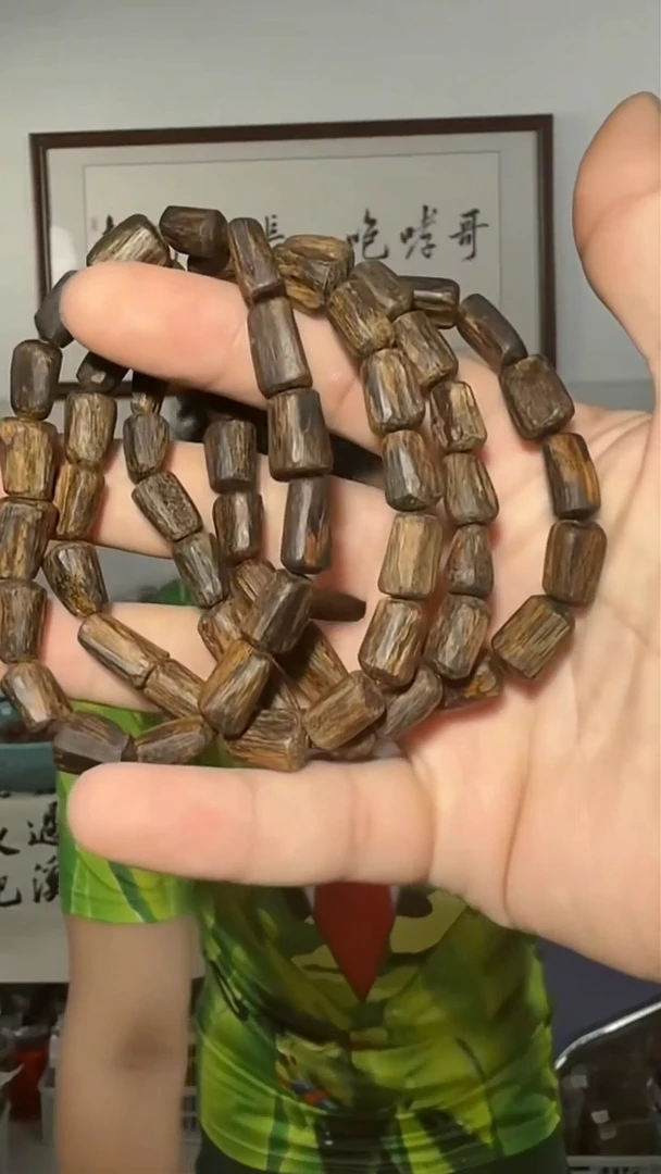 沉香手串28号芽庄紫伽罗多样性发一
