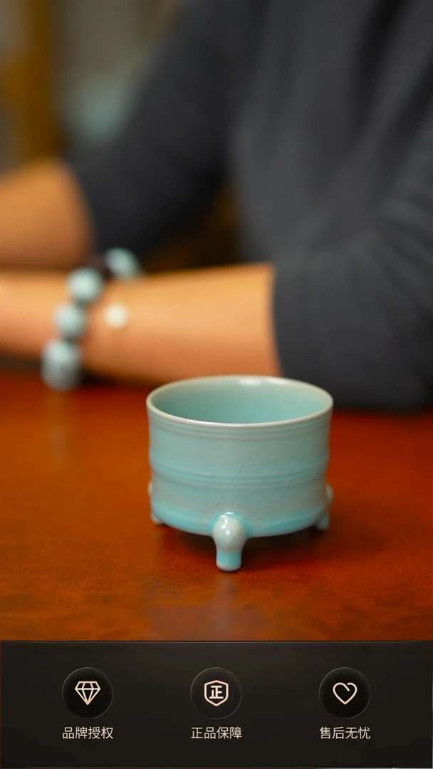 其他一级仿古支钉三足杯