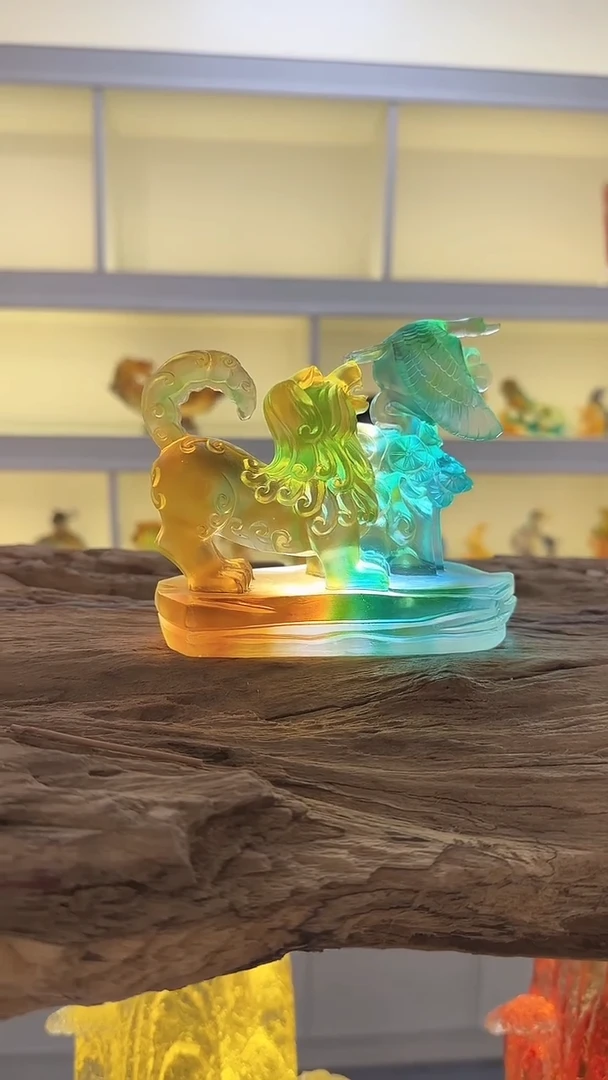 手工艺品琉璃狗狗