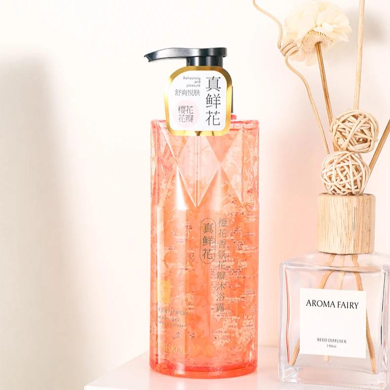 梦蔻樱花香氛花瓣沐浴露500ml 烟酰胺熊果苷提亮云感泡沫持久留香