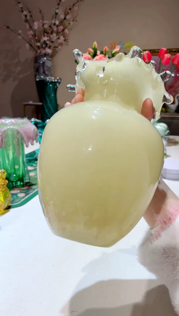 【闪购商品】琉璃手工艺品 奶油黄水滴花瓶 小号